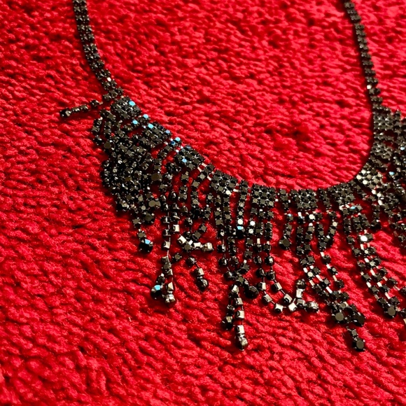 NWT Express Black Rhinestone Fringe Necklace - Picture 3 of 4